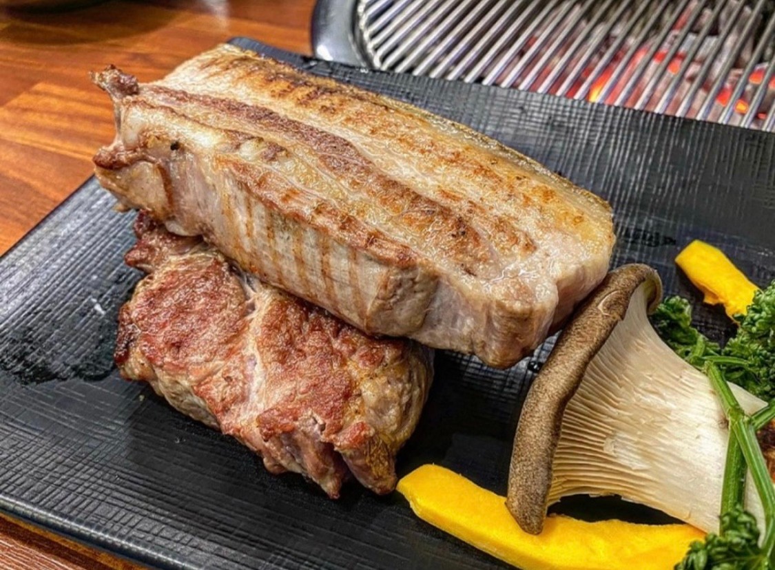 Jeju-Ireland(제주도) Black pork BBQ(제주도 흑돼지 구이) 2023